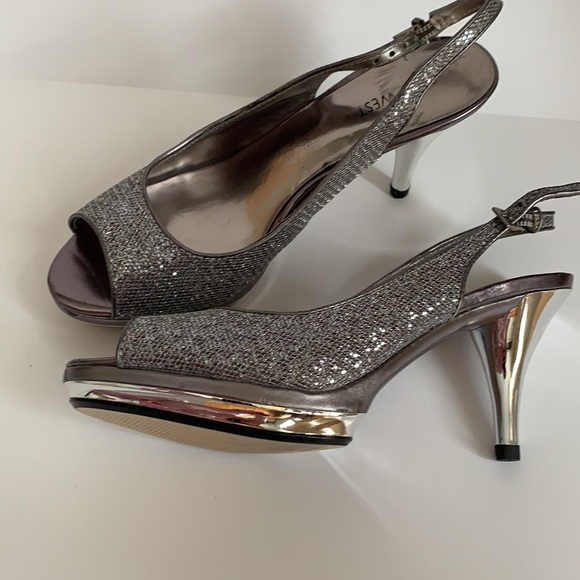 🔥🔥Nine west party shoes!!🔥🔥 - Picture 2 of 4